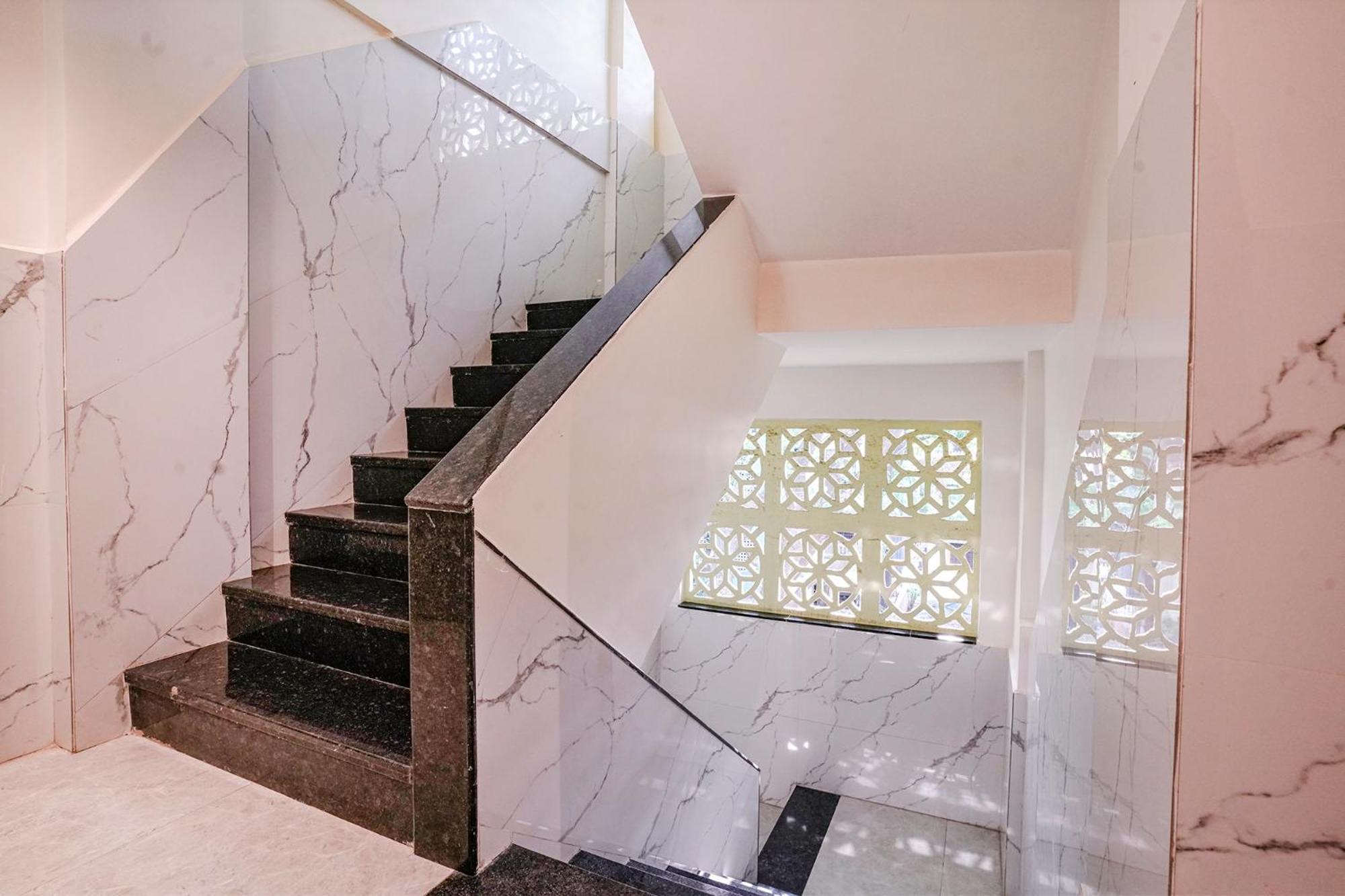 Hotel Fabexpress Utsav Residency - Nr Panvel Jāmb Esterno foto