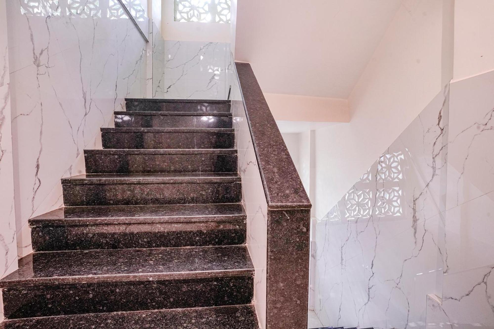 Hotel Fabexpress Utsav Residency - Nr Panvel Jāmb Esterno foto