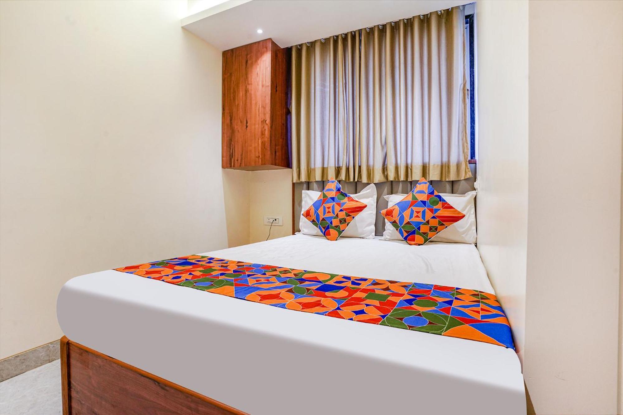Hotel Fabexpress Utsav Residency - Nr Panvel Jāmb Esterno foto