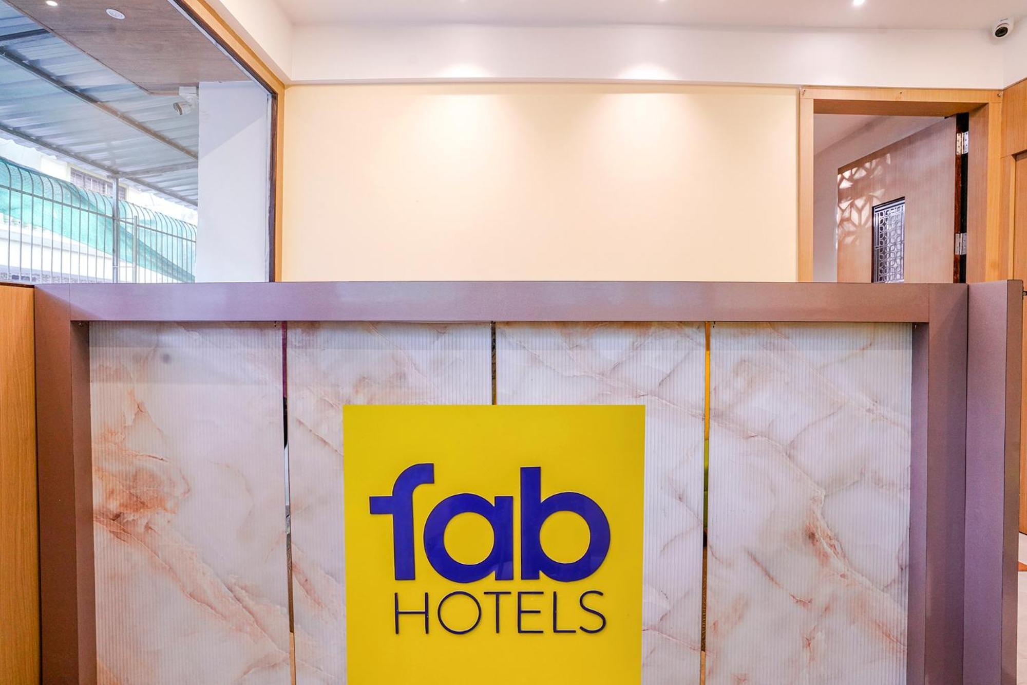 Hotel Fabexpress Utsav Residency - Nr Panvel Jāmb Esterno foto